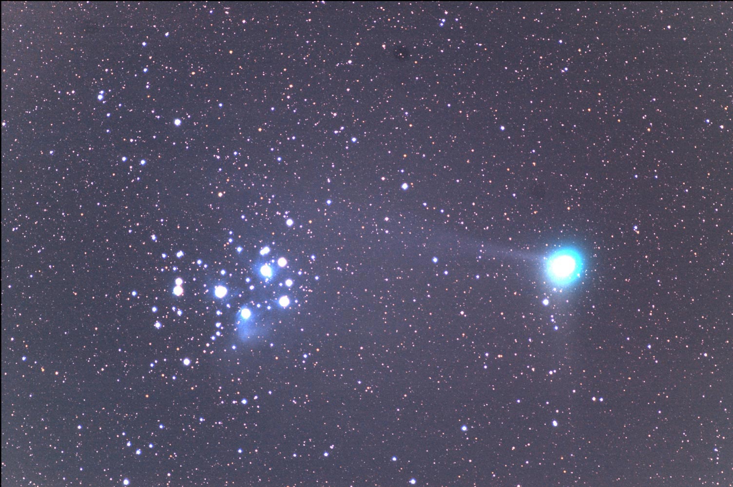 マクホルツ彗星の写真
